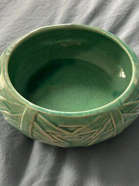 McCoy 1940’s Green Bamboo Ceramic Bowl/ Planter